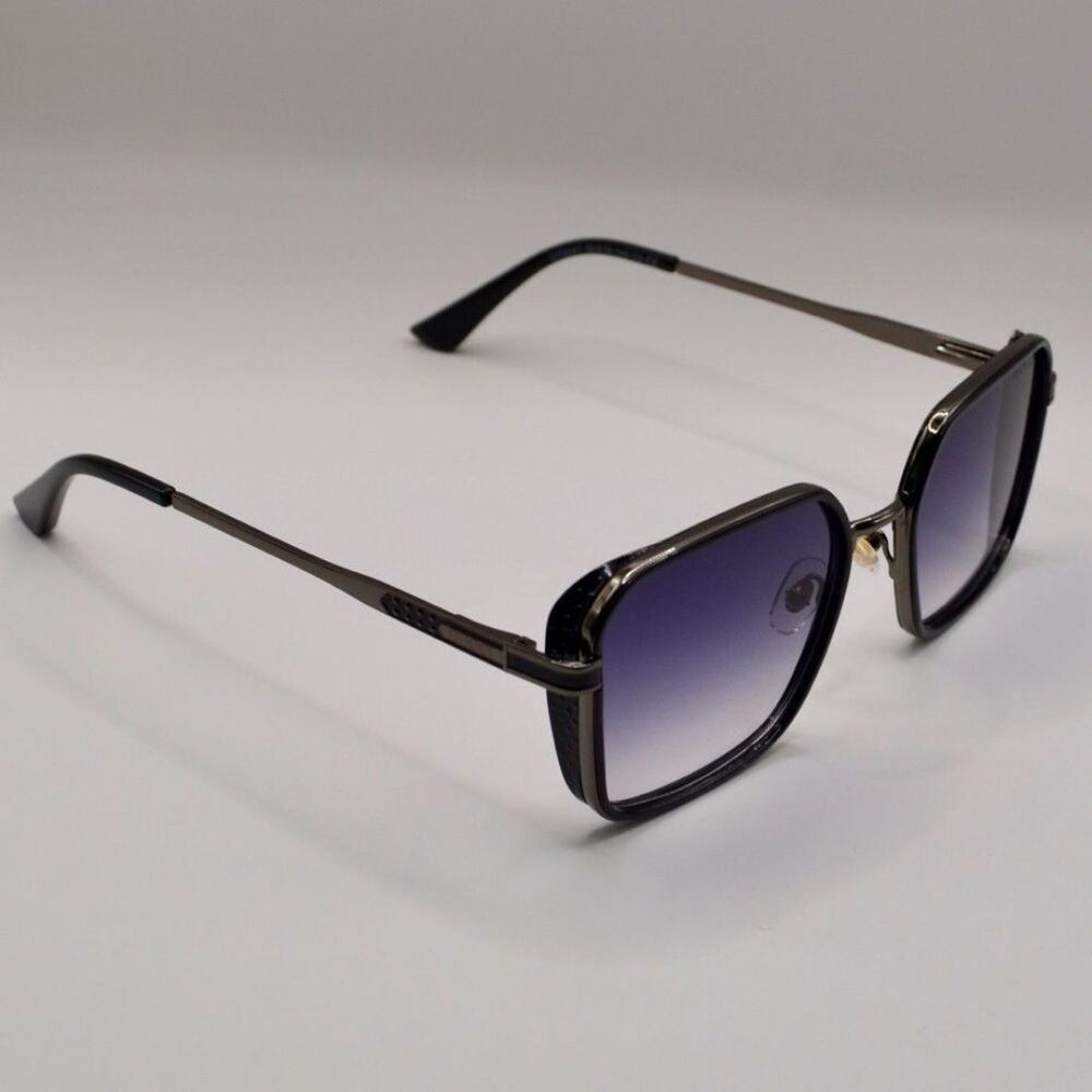 Gucci Women’s Sunglasses | Silver & Black | Purple Gray Gradient | 56-16-145 - Picture 2 of 12